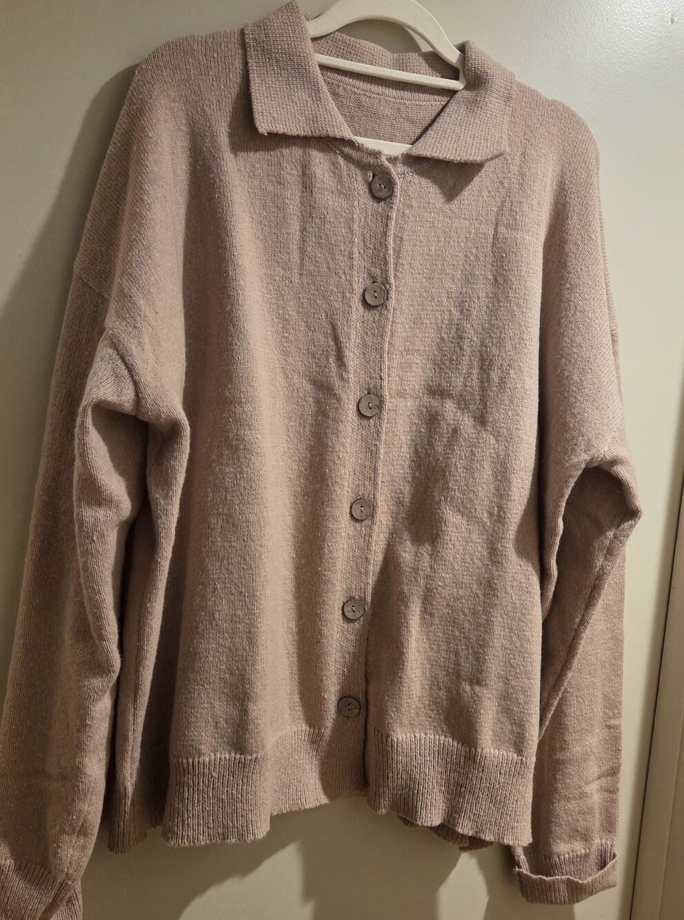 Collared Button-Front Women’s Sweater Cardigan - Warm Beige Size 24